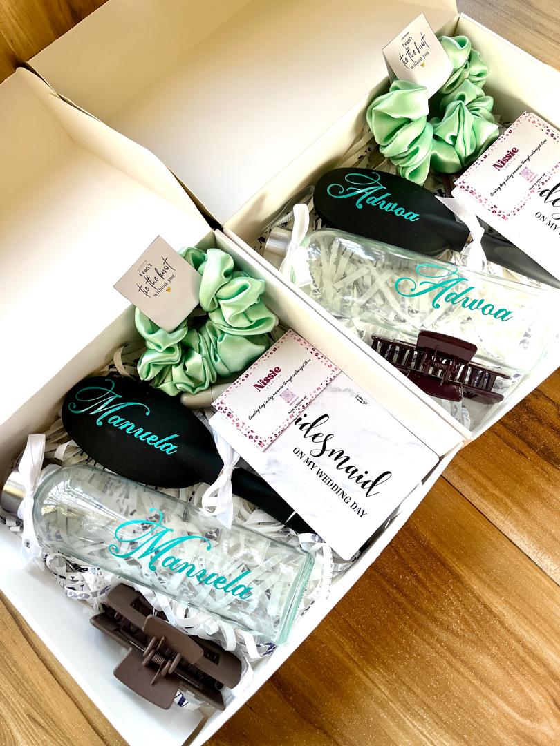 Customized gift boxes